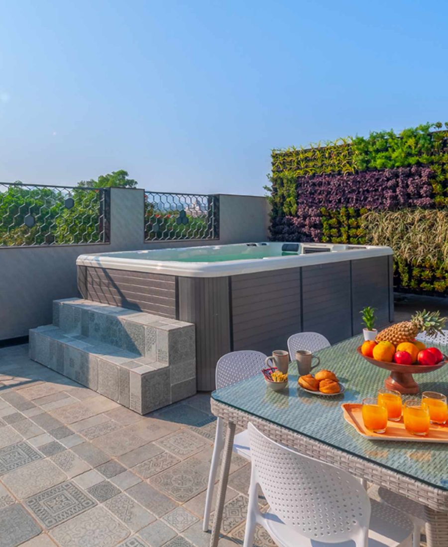 villas in lonavala with Jacuzzi - Udaan